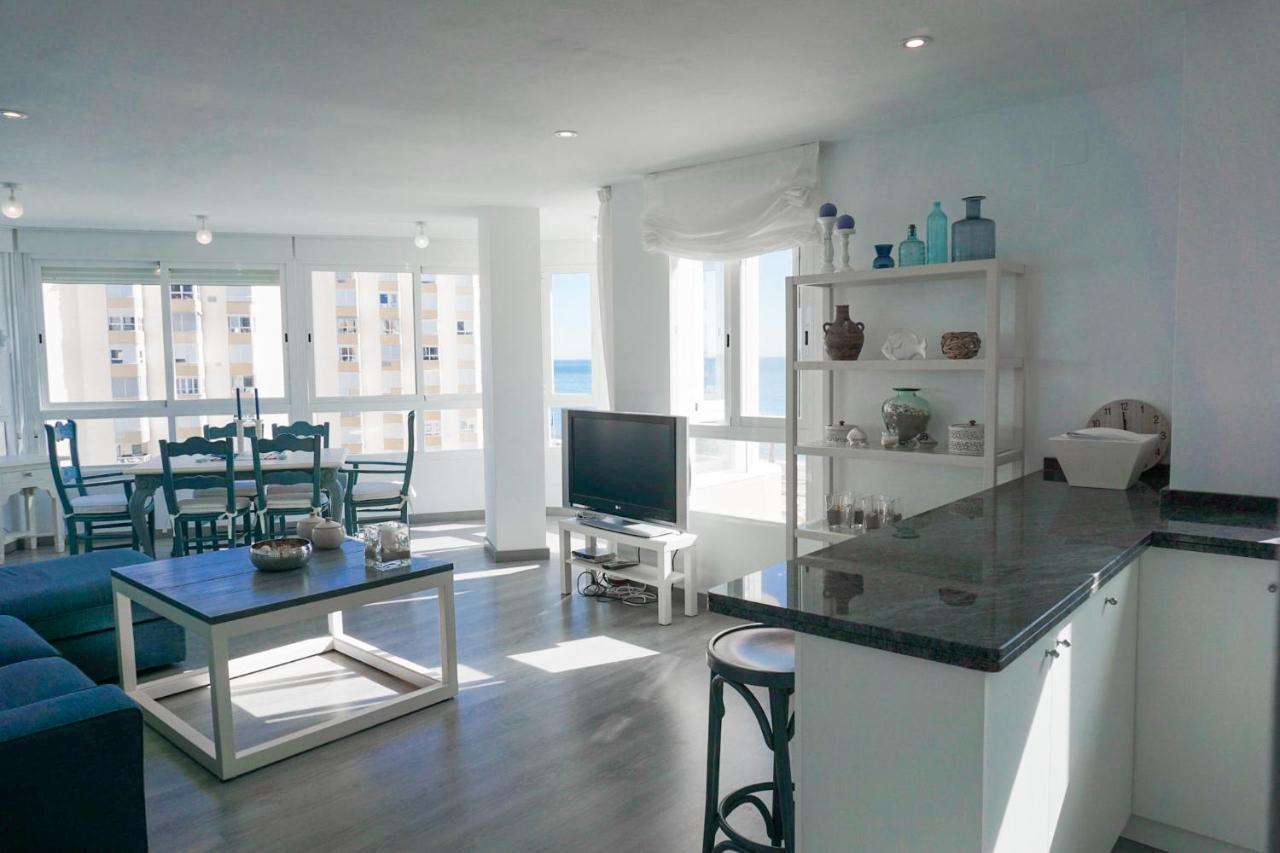 Wintowinrentals Amazing Apartment With Sea View Malaga Exterior photo