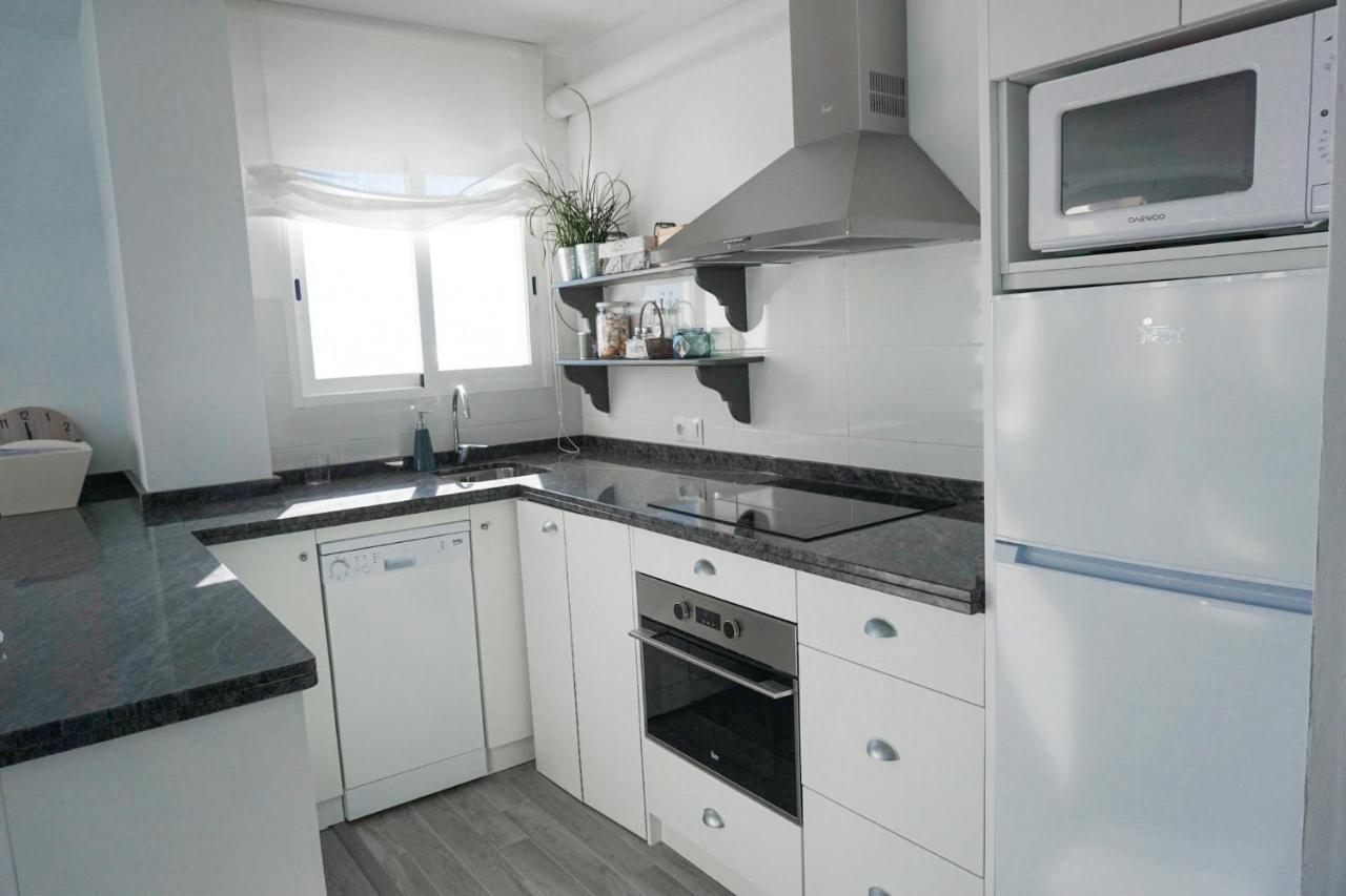 Wintowinrentals Amazing Apartment With Sea View Malaga Exterior photo